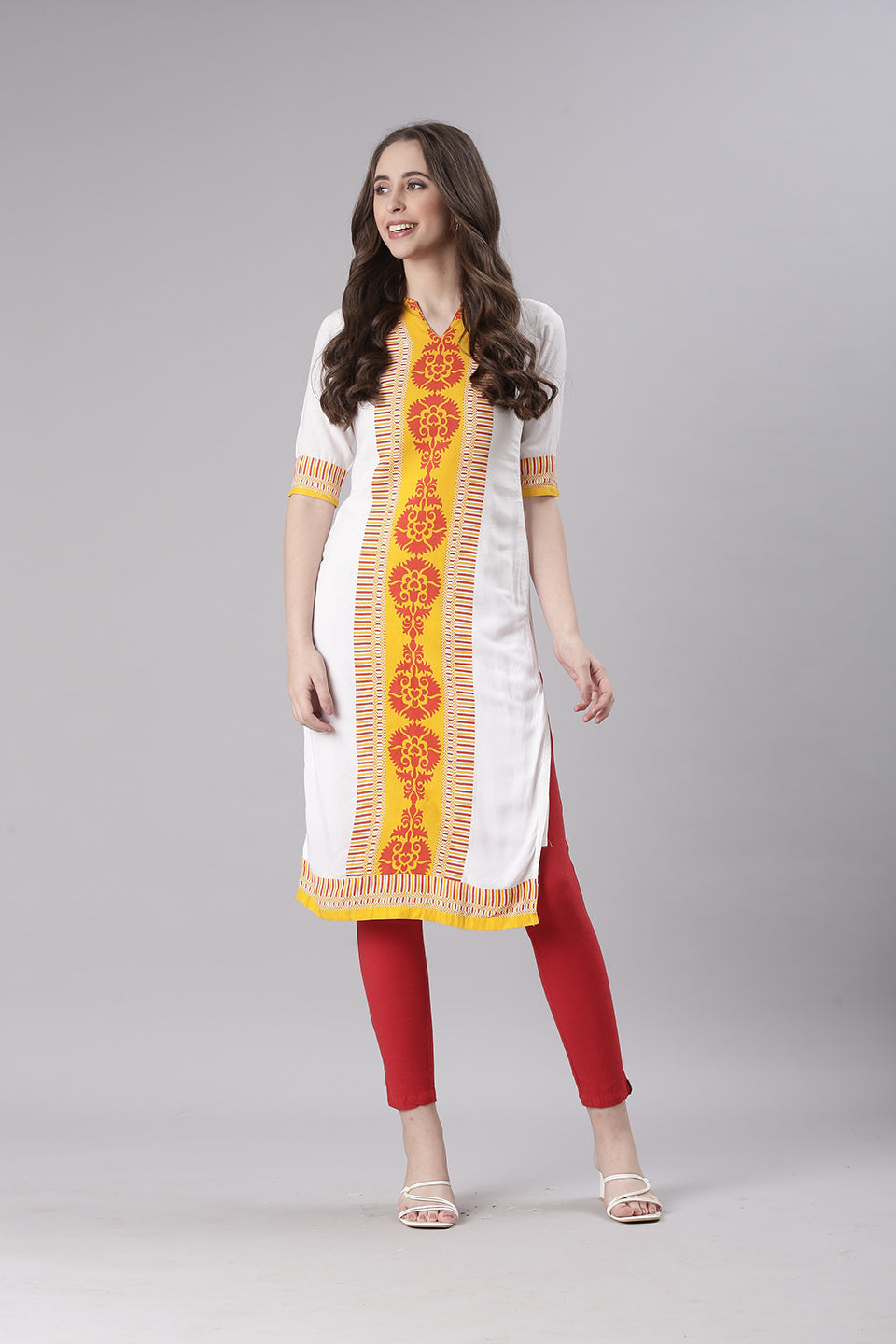 White Rayon Kurta with Geometric Print | Souchii