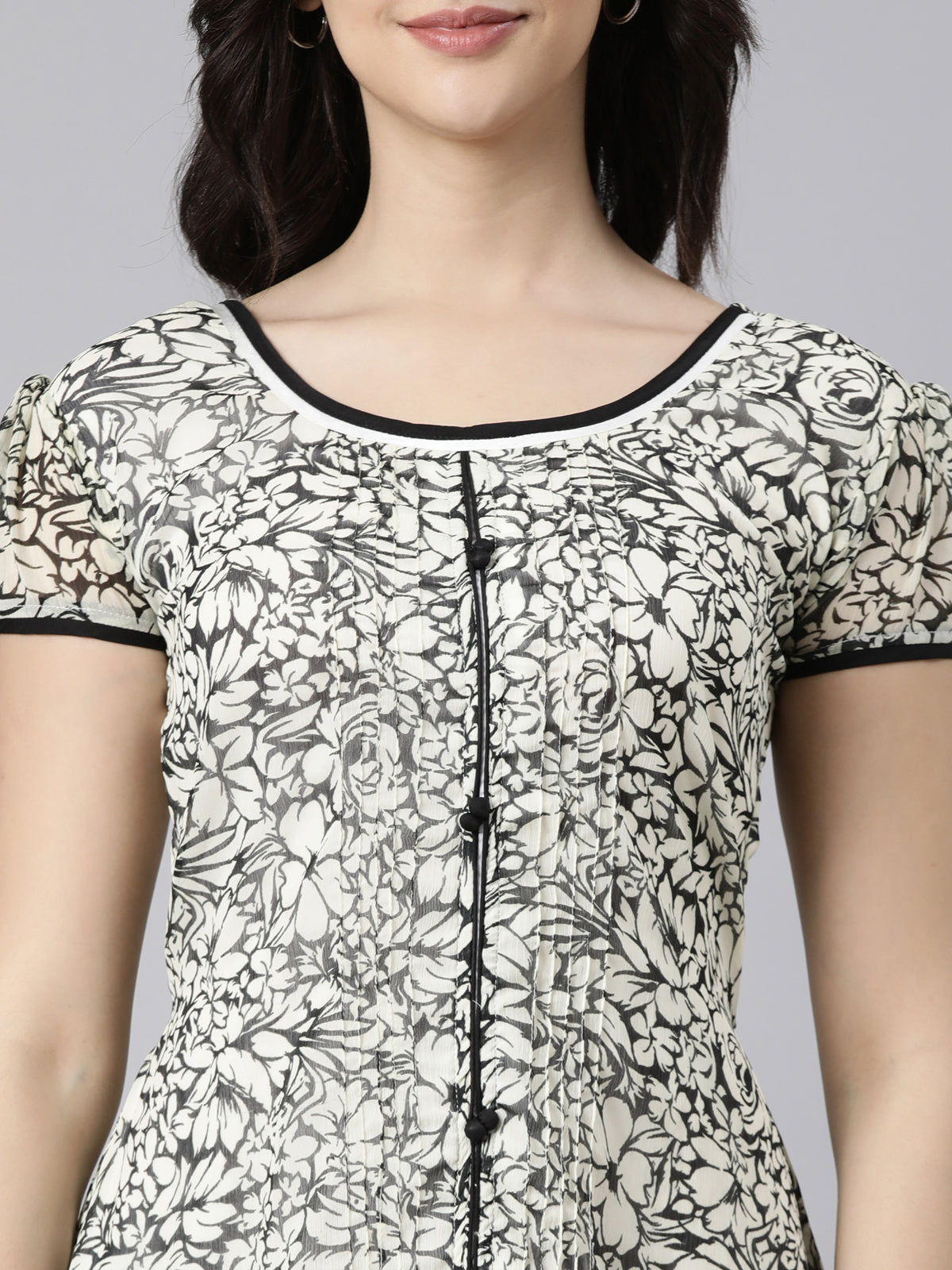 Souchii Black and White Floral A line Dress