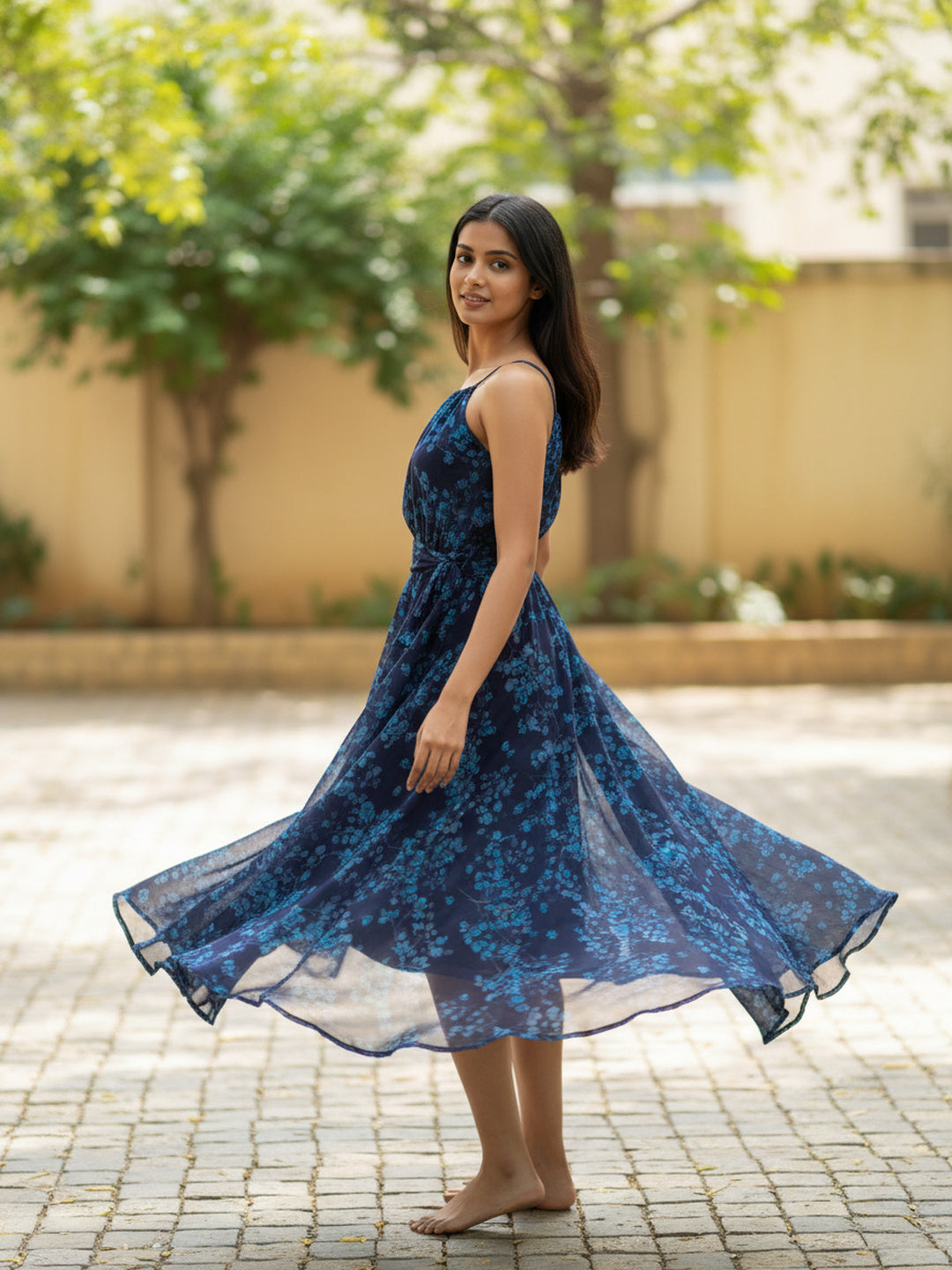 Souchii Blue Floral Chiffon Tie-Up Neck Midi Dress